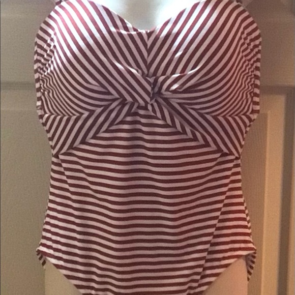 Women’s NWT red & white striped twist bandeau front KONA SOL bathing suit/ 12-14 - Picture 2 of 6